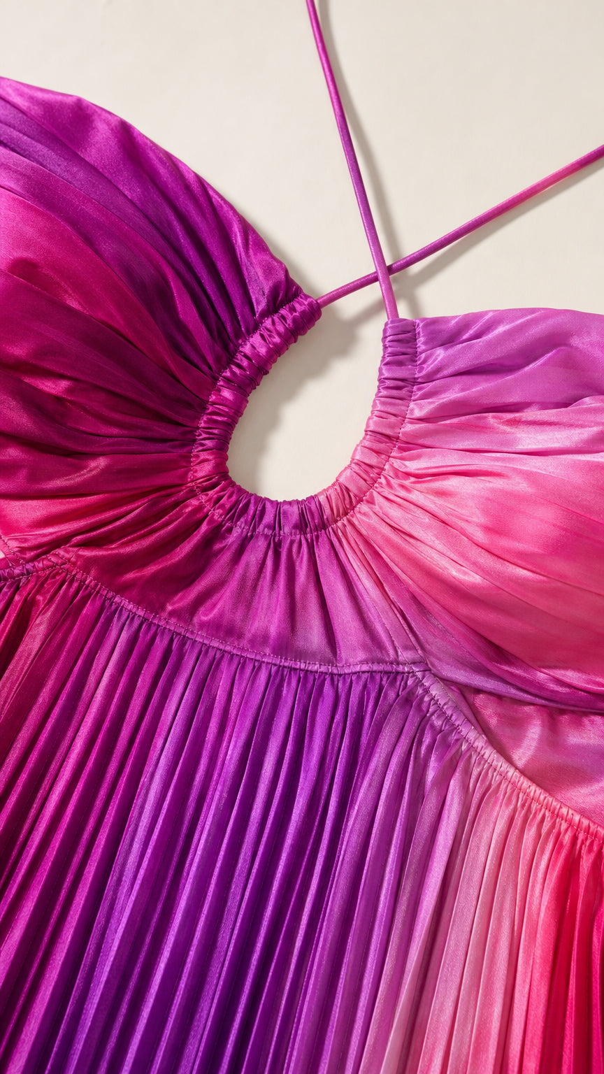 Close up of halter neck and pleated texture detail