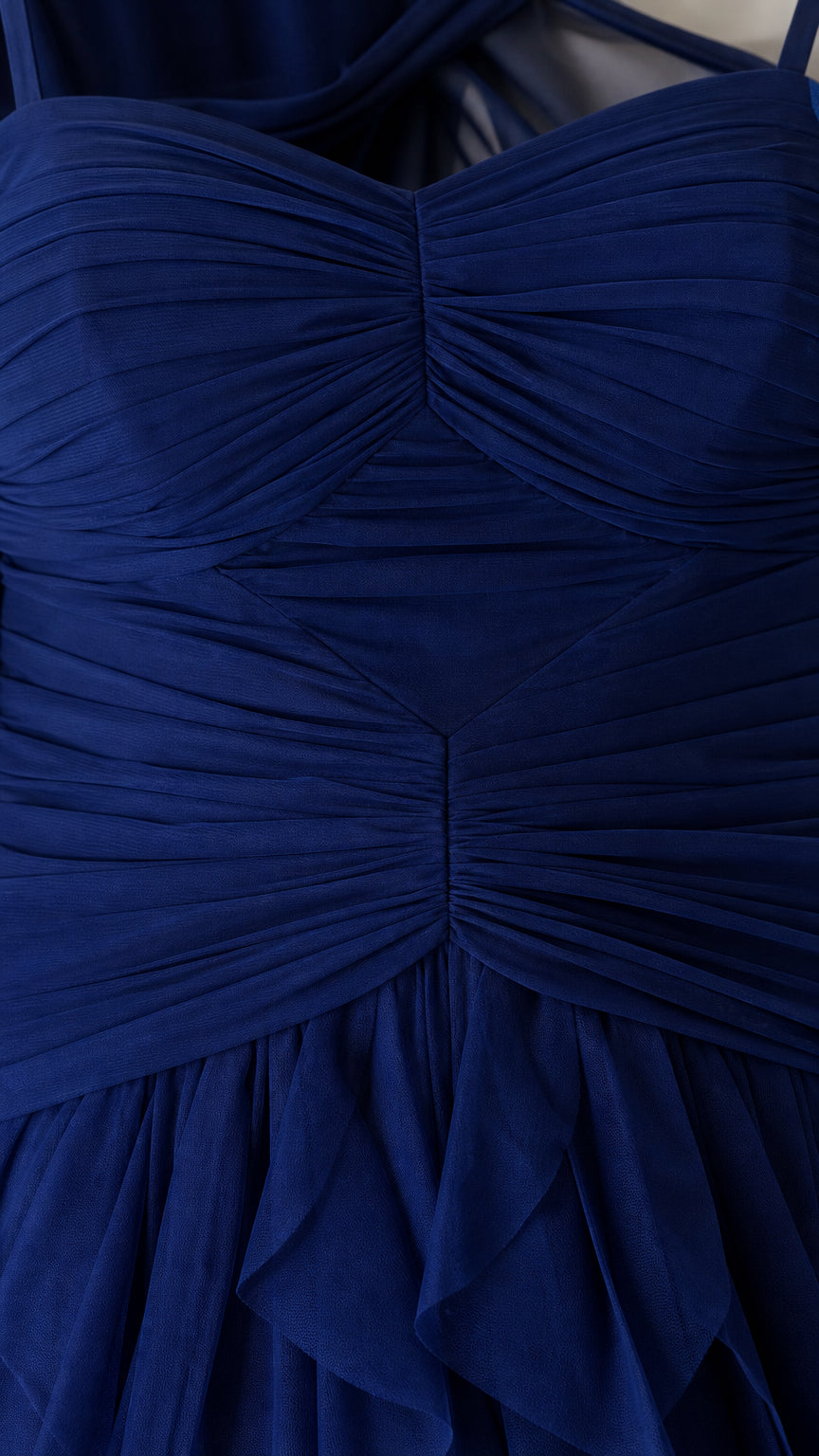 Close up of ruched sweetheart bodice detail